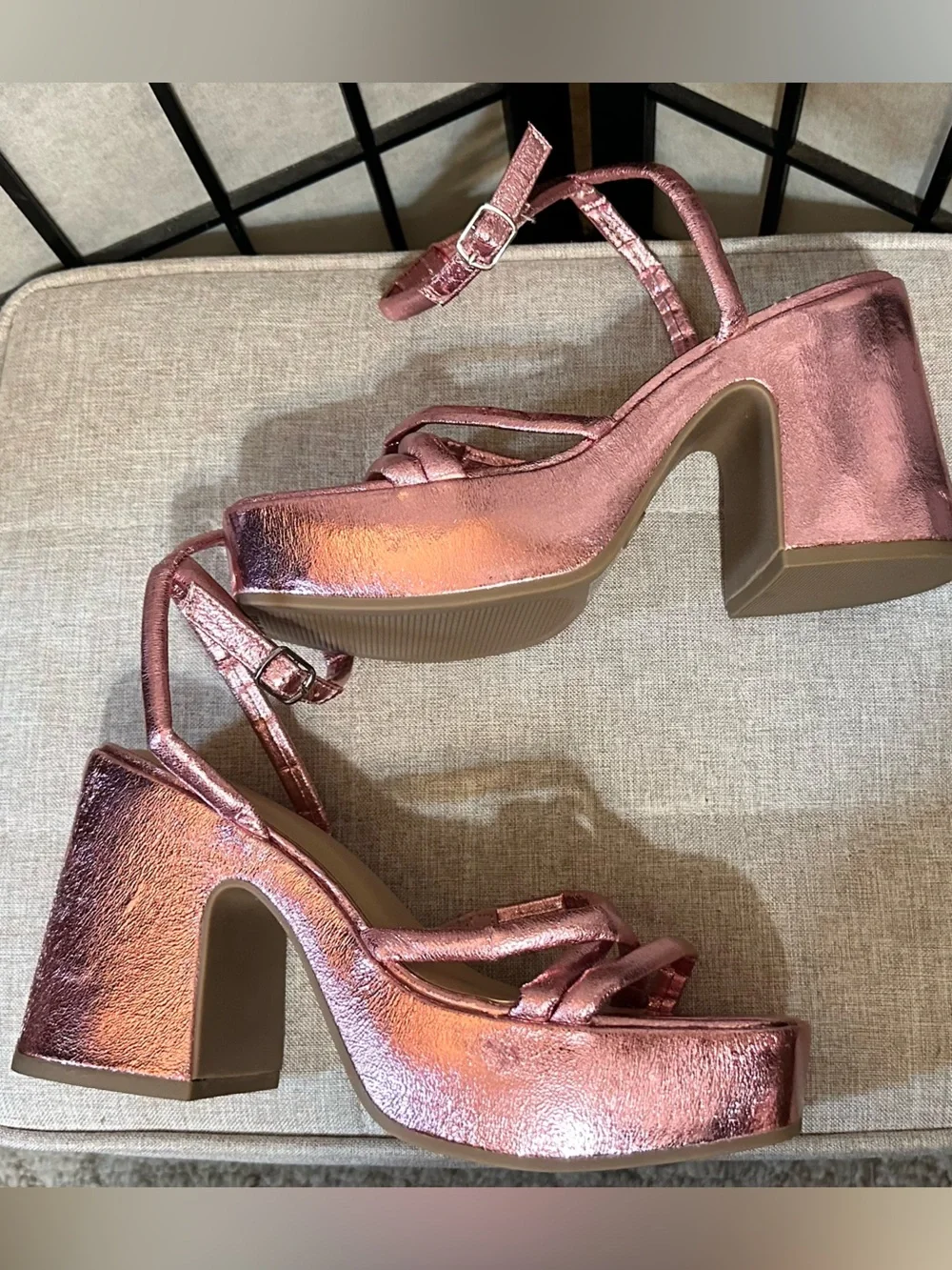 WILD FABLE Metallic Chunky Platform Block Square Toe Heel Sandals NWOT